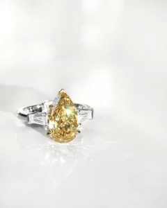 10K 14K 18K Gold Ring Custom Fashion Rings New Design Three Yellow Lab Diamonds Ring Pear Cut Engagement Rings Women’s Ring