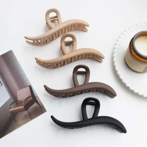 13cm Plastic Solid Color Curved Dolphin Shape Matte Large Shark Hair Claw Clip for Women Thick Hair Styling Accessories Carton