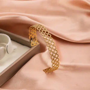 18K Gold Plated Stainless Steel Women’s Fashion Bracelet Set Textured Grid Twisted Style Jewelry