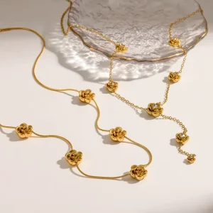 18K Gold Plated Zircon Rose Pendant Collarbone Necklace Stainless Steel Flower Necklace Jewelry for Women