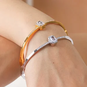18K Gold plated Stainless Steel Fine Zircon Bangle Minimalist Style Non Tarnish Light Luxury Jewelry Accessory for Women