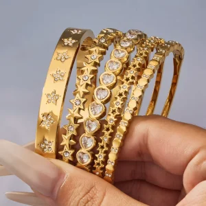 18K PVD Gold Plated Waterproof Star Love Heart Zirconia Bangle 316L Stainless Steel Bracelet Custom Jewelry