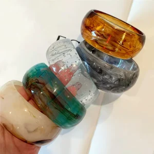 21 Colors Fashion Customized Acrylic Wide Bangles Band for Big Wrist Statement Costume Jewelry Accessories Bulk