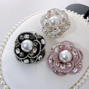 3 Colors Light Luxury Crystal Rhinestone Pearl Fashion Brooches for Men & Women Party Use Pins for Coats & Shirts
