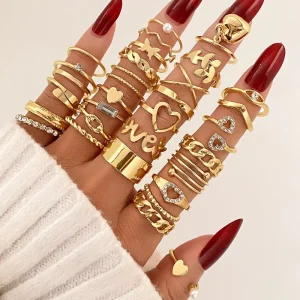 30PCS Set Trendy Gold Love Heart Leaf Pearl Ring Set for Women Jewelry Punk Diamond Crystal Rhinestone Stackable Rings