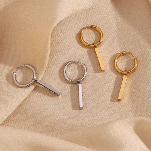 316L Stainless Steel 18K PVD Gold Earrings Micro Inlaid with Eight Diamonds