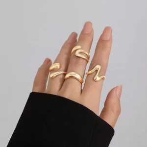4 Pieces Open Designer Metal Hug Rings Set for Women Trendy Stackable Finger Ring on the Hand Accessories Female Fashion Jewelry