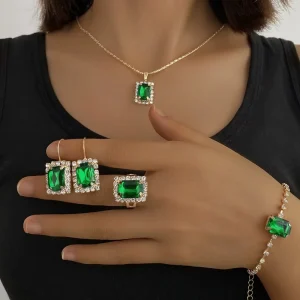 4Pcs Set Fashion Green Red Colorful Square Zirconia Jewelry Set Diamond Bracelet Ring Earrings Necklace Set for Women Jewelry