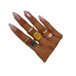 6 Pcs Set Stylish Geometric Imitation Pearl Flower Gold Plated Vintage Rings for Women Elegant Fashion Gift Collection