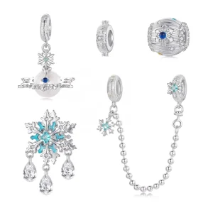 925 Sterling Silver Winter Snowflake Charm Crystal Ice Spacer Beads for Women Bracelet Accessories DIY Xmas Holiday Gift SCC3223