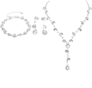 A Fashionable Jewelry Set with Crystal Water diamond and Silver Plating