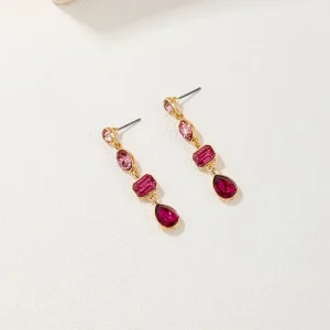 A Pair of Trendy and Fashionable Earrings with a Light Luxury and High end Diamond encrusted Gradient for Women N800273