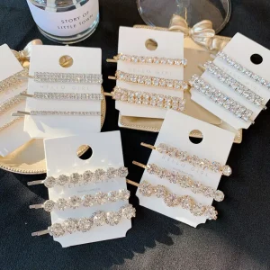 A set of 3 Luxury Rhinestone Bobby Pin Set Fashion Bangs Hair Clips Accessories for Women