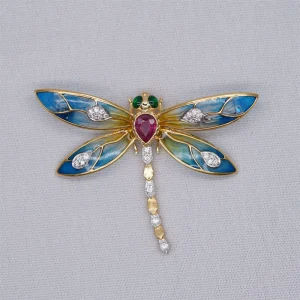AF0D010007 PIN Fashion Brooch Design and Customization 18K Dragonfly Pendant with Gemstone 18K Dragonfly Brooch with Gemstone