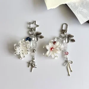 AM Chilly Iris Glass Accessory Girly Heart Flower Keychain Sweet Star Pendant Ins Sweet Cool Charm