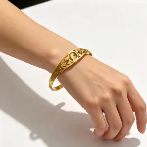 Adjustable Opening Bracelet Vintage Style Stainless Steel Gold-plated Hollowed-out Bangle