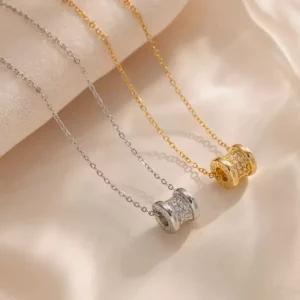 Advanced Exquisite Simple Fashionable Micro Inlaid Zircon Starry Sky Small Waist Pendant Necklace for Women