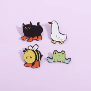 Animal Brooch Cute Metal Badge Black Cat Bee Duck Boots Offset Silk Screen Digital Printing Girls’ Gift