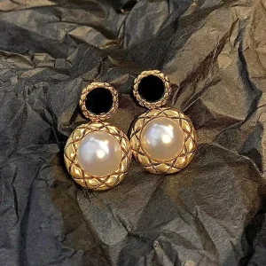 Antique Gold Drop Earrings for Women Trendy Stud White Pearl Geometric Pattern Zinc Alloy Statement Fashion Jewelry