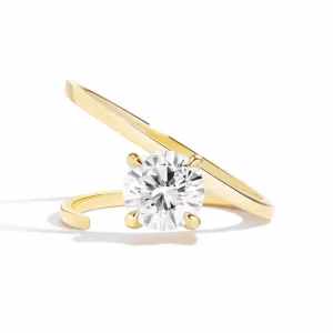Asymmetrical Four Prong Gold Plated Casual Sporty Ring Women Crafted 925 Sterling Silver Set 1 Carat Moissanite