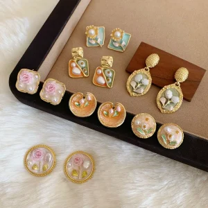 Autumn Winter Geometric Stud Earrings for Women Silver Needle Design