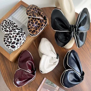 Autumn and Winter Retro Leather Butterfly shaped Hair Clips Large Shark Clips Leopard Print Claw Clips Hair Accessories