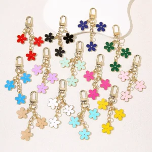 Backpack Key Charms Double Side Enamel Daisy Flower Keychain Accessories for Bag
