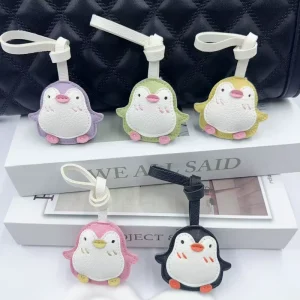 Bag Charms Penguin Keychain Animals Leather Penguin Shaped Keychain Mini Designer Bag Charm Fine Jewelry Pendants Charms
