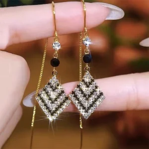 Black White Full Diamond Rhombus Women’s Zinc Alloy High End Ear Studs Long Tassel Drop Fashion Earring