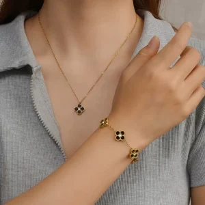 Black Zircon Four Leaf Clover Pendant Necklace for Women Stainless Steel Electroplated Minimalist