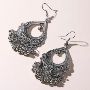 Bohemian Retro Hollow Fashion Earrings Dignified Literary Style Accessories