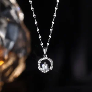 Bolt Mobius Necklace A unique design for ladies featuring a fashionable and luxurious style