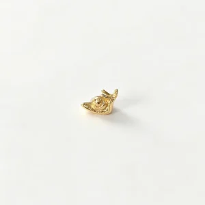 Brass Gold Plated Snail Shape Pendant Mini Insect Charm Classic Fashion Jewelry for Female Casual Wear Decor
