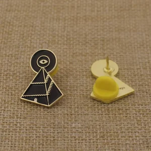 Brooch Hommes Pin Anime Custom Logo Pin Personnalize Enamel Adventure for Suit Men