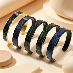 Bulk Fashion Bracelets & Bangles Carbon Fiber Stainless Steel Bangle Factory Custom Engraving Jewelry