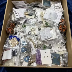 Bulk Mixed Costume Jewelry By KG Weight 80-120Pcs/Kg Multi-Style Earrings Necklaces Rings Bracelets Factory Direct Supply