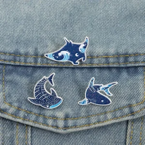 Cartoon Sparkling Underwater Sea Creatures Enamel Pins Glitter Manta Ray Dolphins Sharks Brooches Lapel Badge Jewelry Gifts