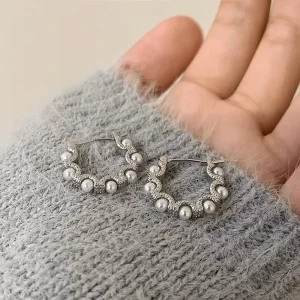 Circle Pearl Earrings with Niche Design Light Luxury and High end Feeling Earrings