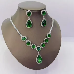 Classic Crystal Fashion Necklace Earring Set Crystal None Tarnish No Fade Jewelry Set Costume Crystal Jewelry