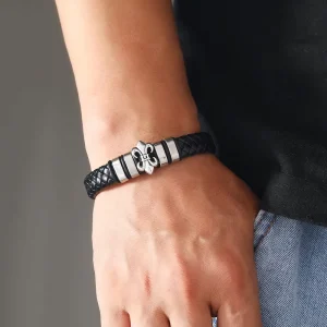 Classic Custom Engraved Men Braided Leather Bracelet Personalized Name Logo Metal Charm Magnet Clasp Genuine Leather Wristband