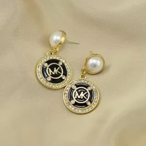 Classic Letter M Earrings Girl’s Pearl Stud Earrings Women Designer Fine Jewelry Accessories Party Gifts
