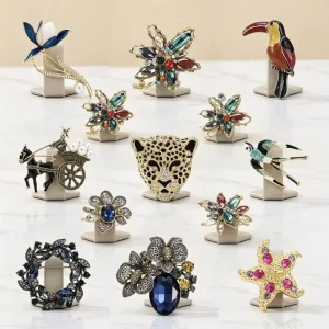Classic Luxury Style Wedding Engagement Rhinestone Brooch Pin Women’s Clothing Accessory Factory