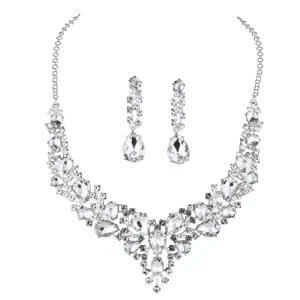 Classic Style Rhinestone Crystal Silver Plated Claw Setting Water Drop Shape Bridal Wedding Jewelry Set Pendant Necklace