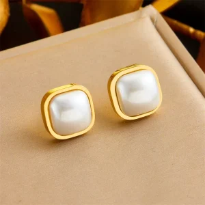 Compact Cute Square Fine Stud Earring Stainless Steel 18k Plated Pearl Stud Earrings Noble Temperament Elegant Jewelry Women