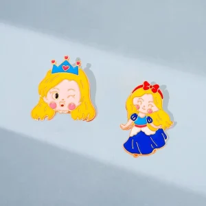 Creative Cartoon Princess Brooch Cute Crown Metal Girl Badge Kids Trendy Gifts Cute Bag Accessories Fashion Pin