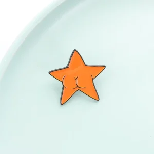 Creative Humor Orange Star Enamel Brooch Funny Star with Butt Lapel Pin Fashion Jewelry Badge for Women Girls Kids