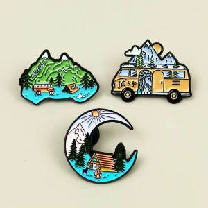 Creative Travel Scenery Alloy Brooch Mountain and Moon Shape Enamel Badge Accessory for Clothing Backpack and Decoration