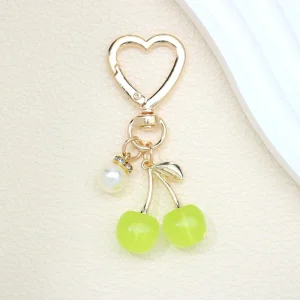 Cross-border Bestseller Dainty Chic Sparkly Zinc Alloy Heart-shaped Charm Cherry Keychain Trendy Fruit-themed Pendant Bags
