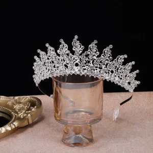 Crowns and Tiaras Alloy Hair Accessories Tiara Crown Flower Crystal Birthday Crown Banquet Wedding Bridal Tiara