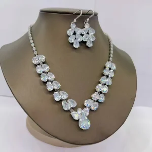 Crystal Fashion Necklace Earring Set Crystal None Tarnish No Fade Jewelry Set Costume Crystal Jewelry